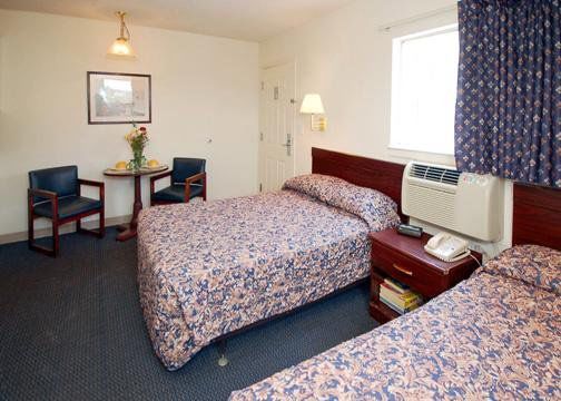 Stay Inn & Suites - Stockbridge Zimmer foto